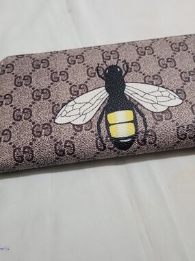 Gucci Monogram Bee Continental Wallet - Beige Brown with Yellow Accent